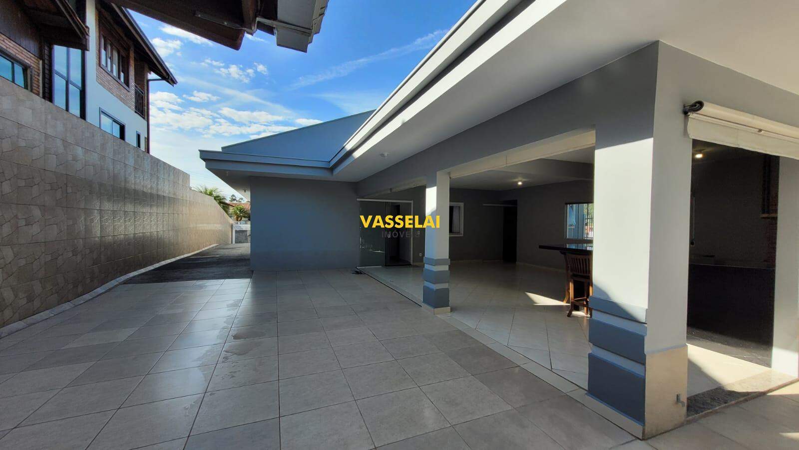 Casa à venda no Fundo Canoas: 