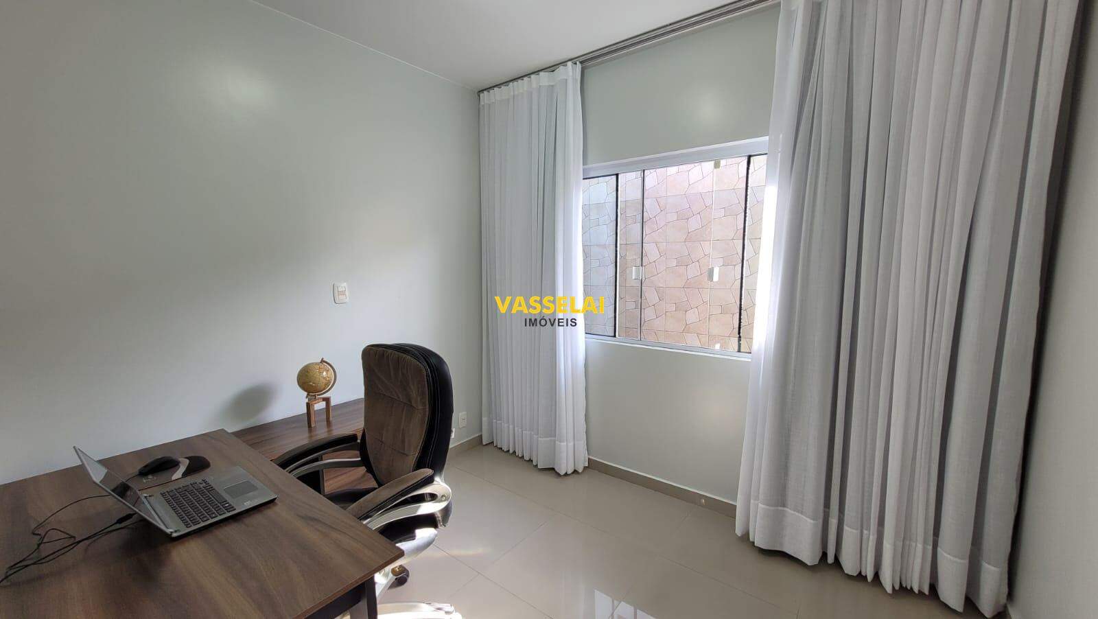 Casa à venda no Fundo Canoas: 