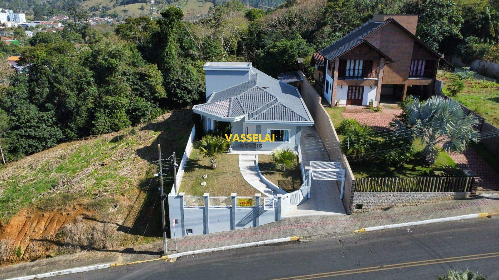 Casa à venda no Fundo Canoas: 
