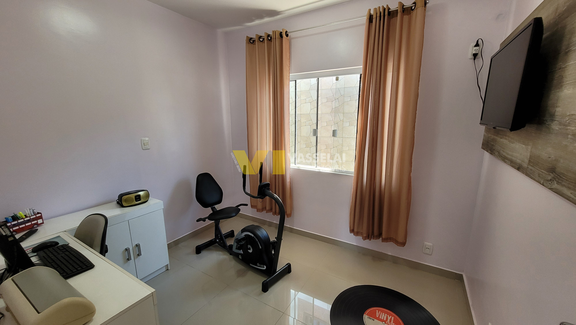 Casa à venda no Fundo Canoas: 23.jpg