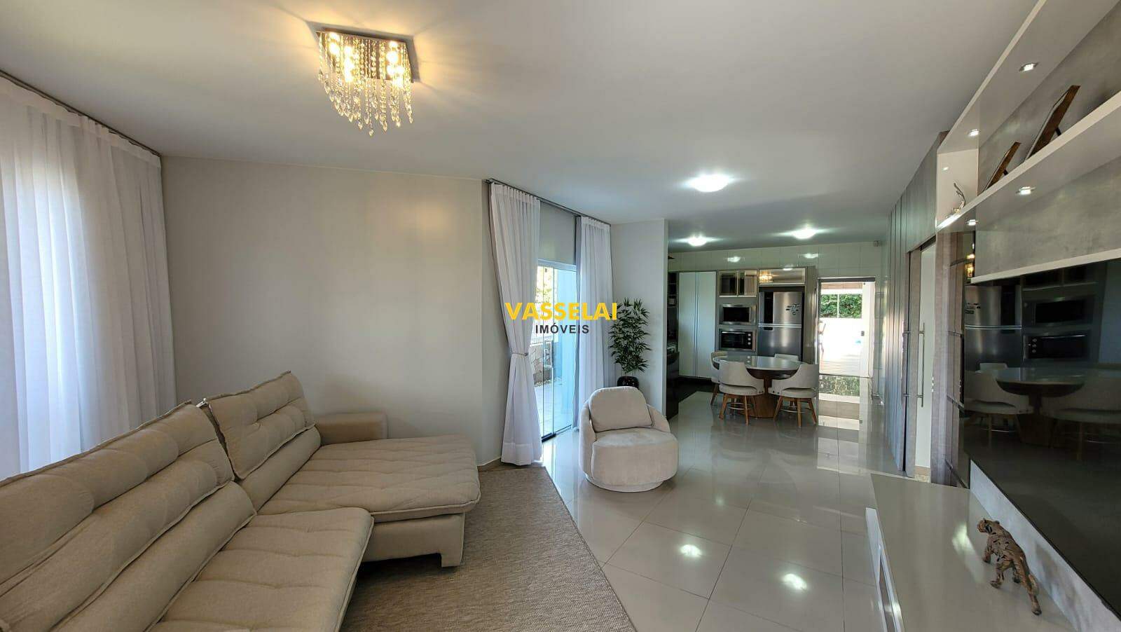 Casa à venda no Fundo Canoas: 