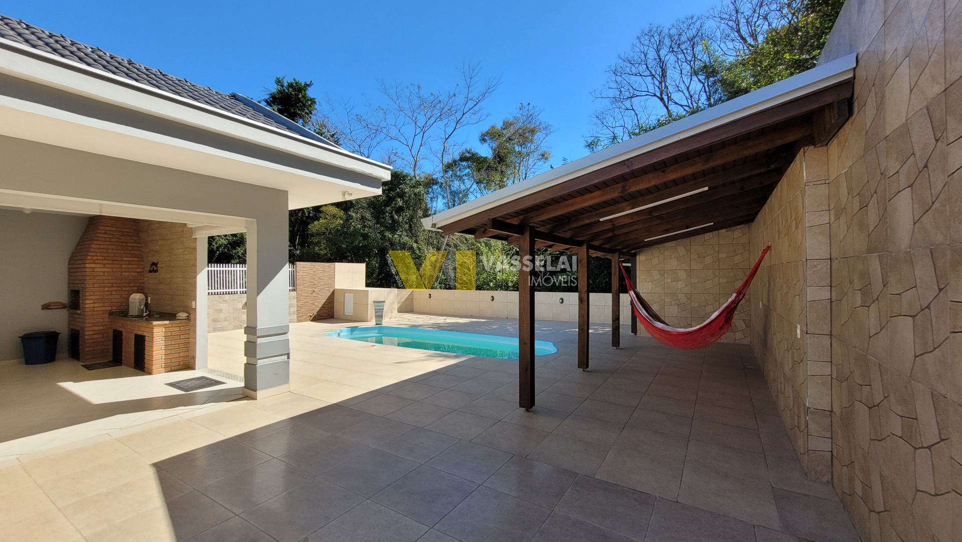 Casa à venda no Fundo Canoas: 33.jpg