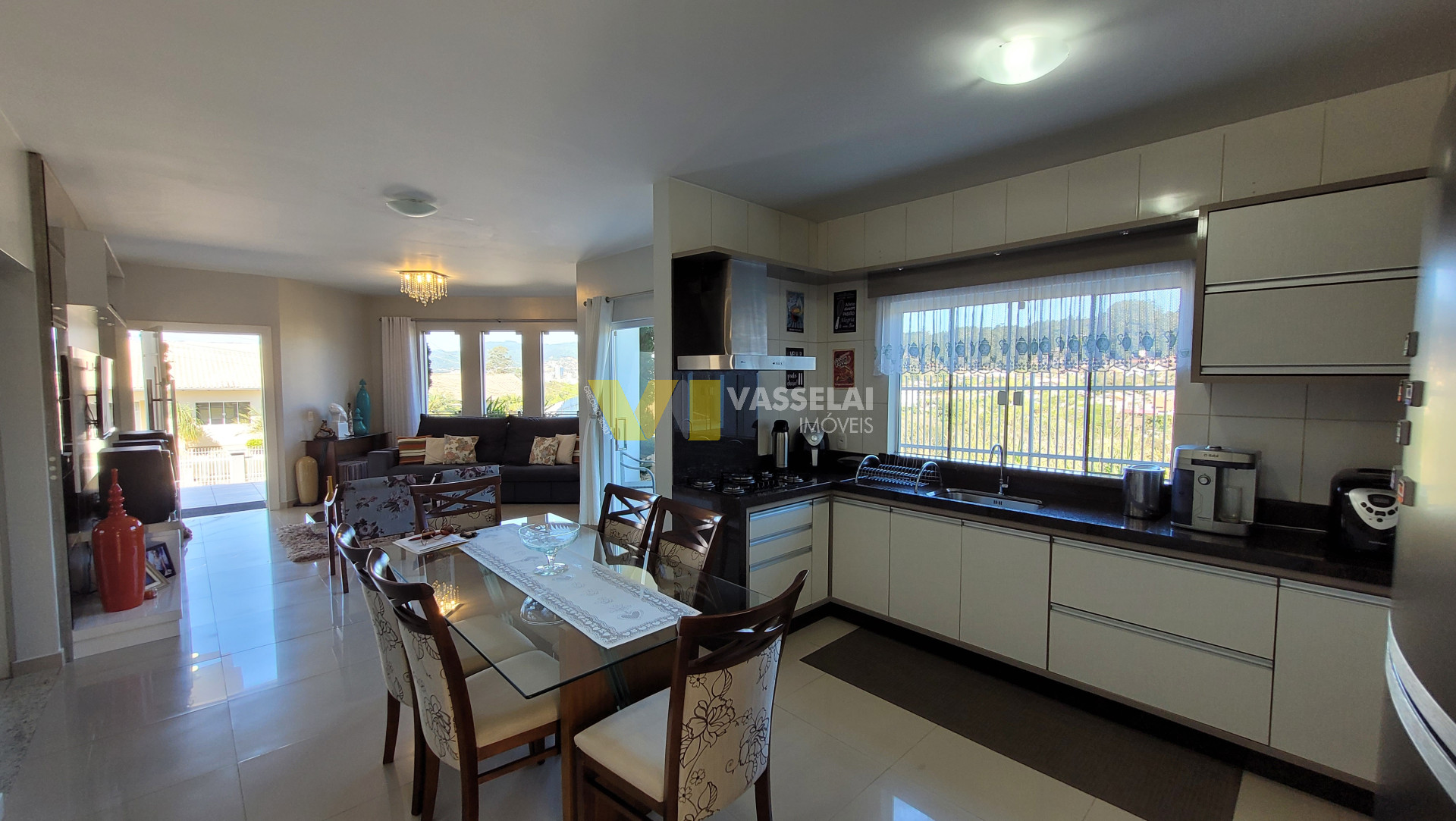 Casa à venda no Fundo Canoas: 15.jpg