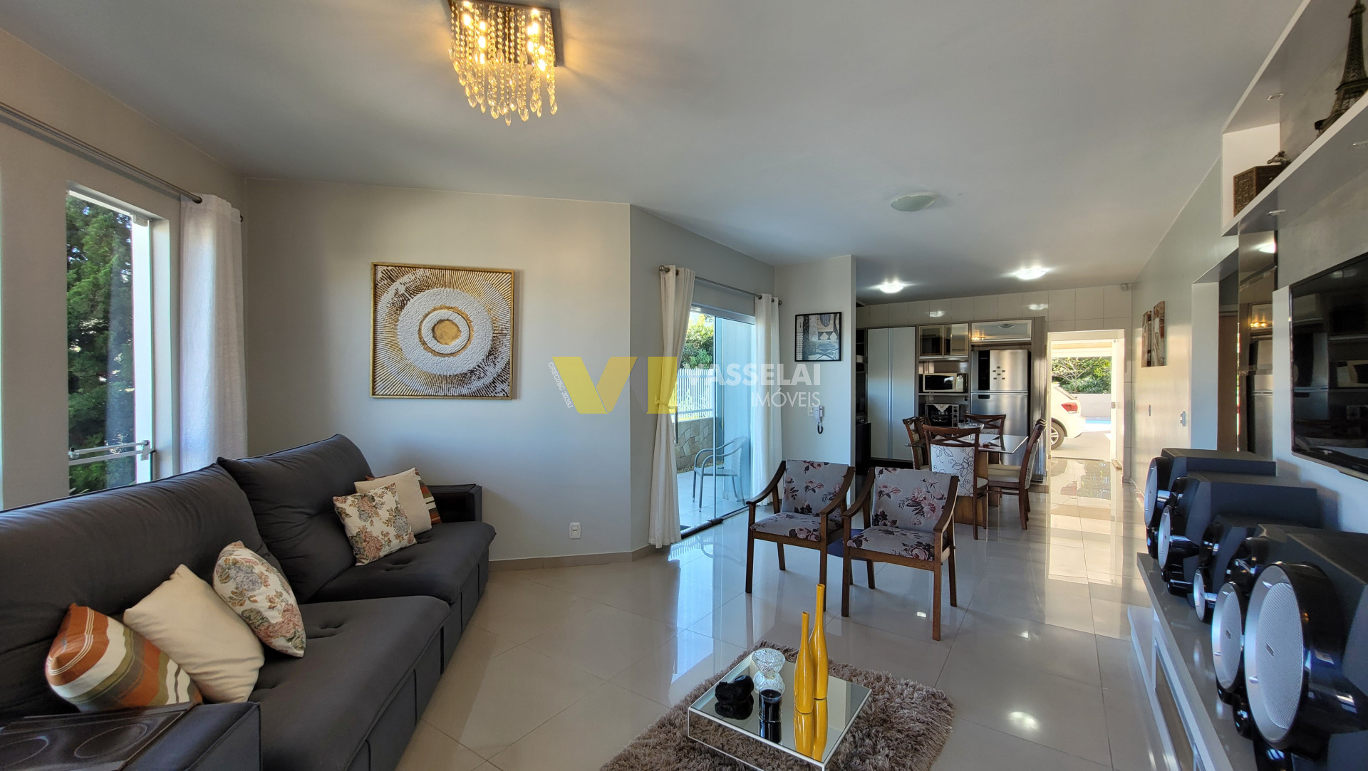 Casa à venda no Fundo Canoas: 9.jpg