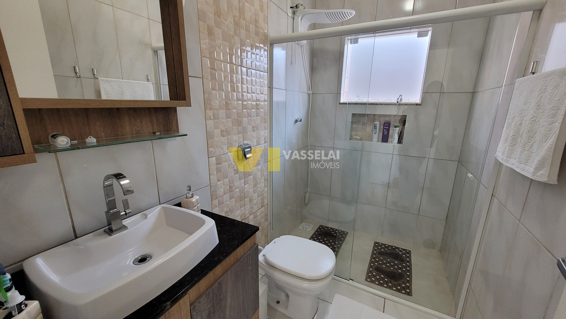 Casa à venda no Fundo Canoas: 22.jpg