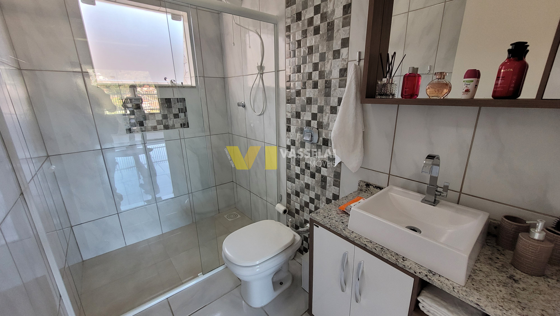 Casa à venda no Fundo Canoas: 19.jpg