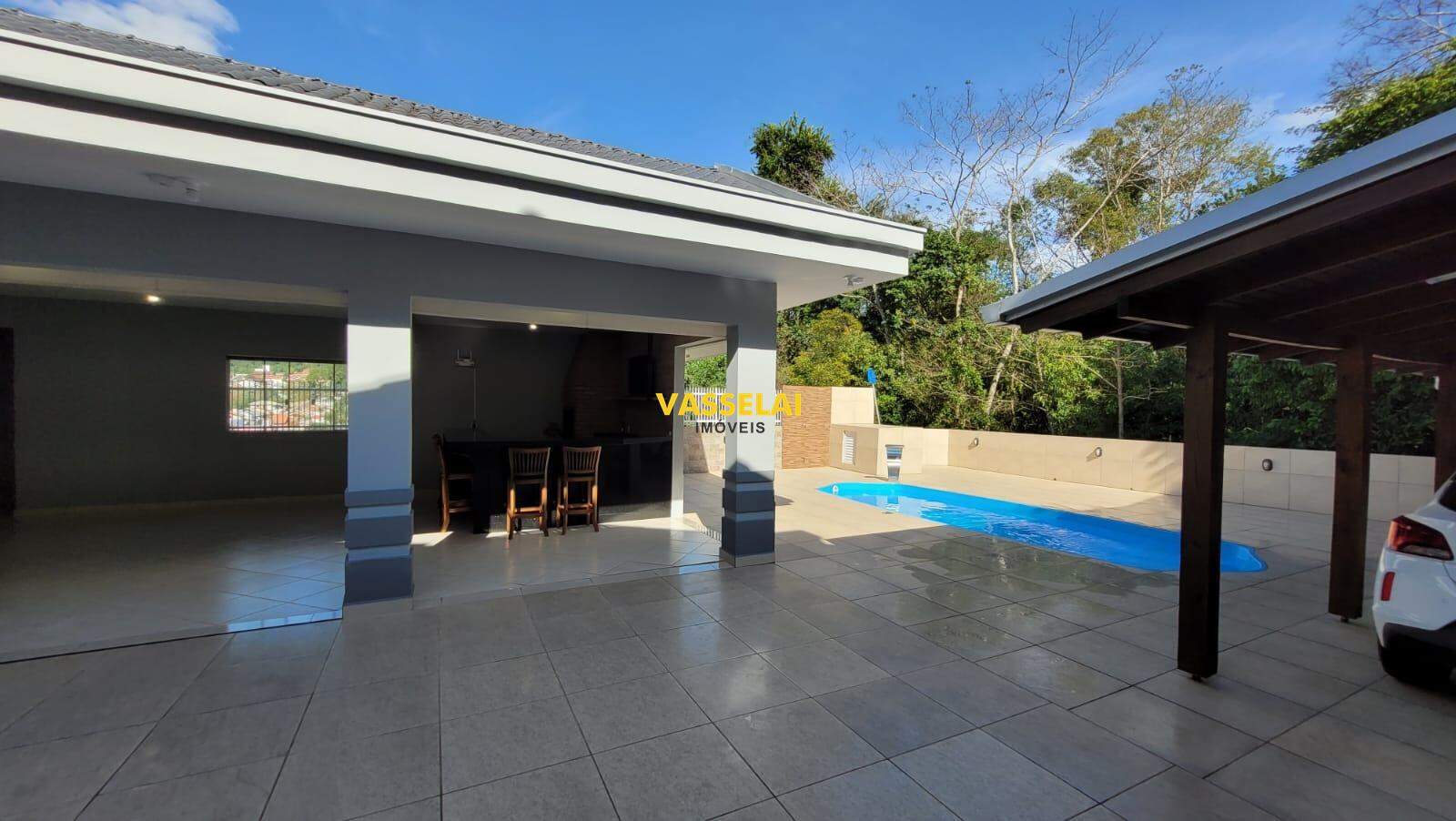 Casa à venda no Fundo Canoas: 