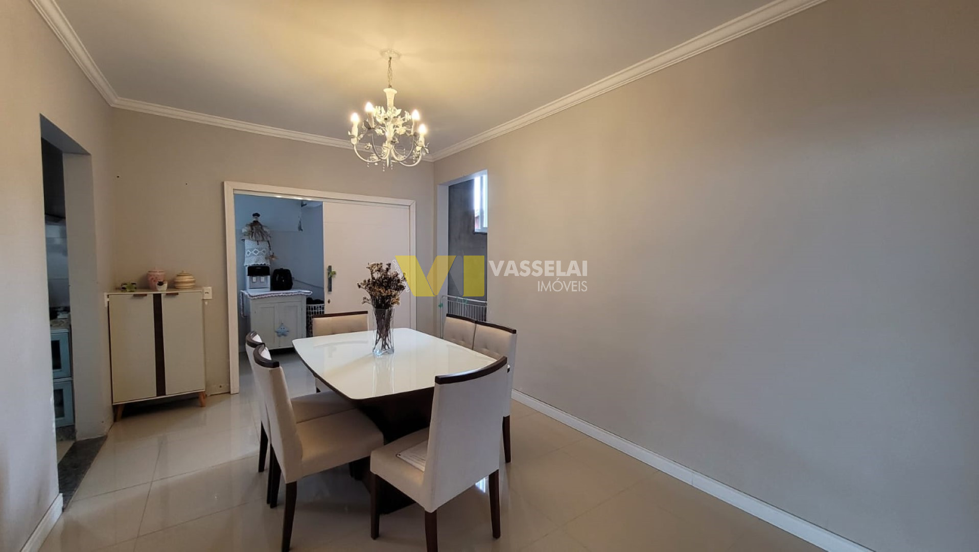 Casa à venda no Budag: 4.jpeg