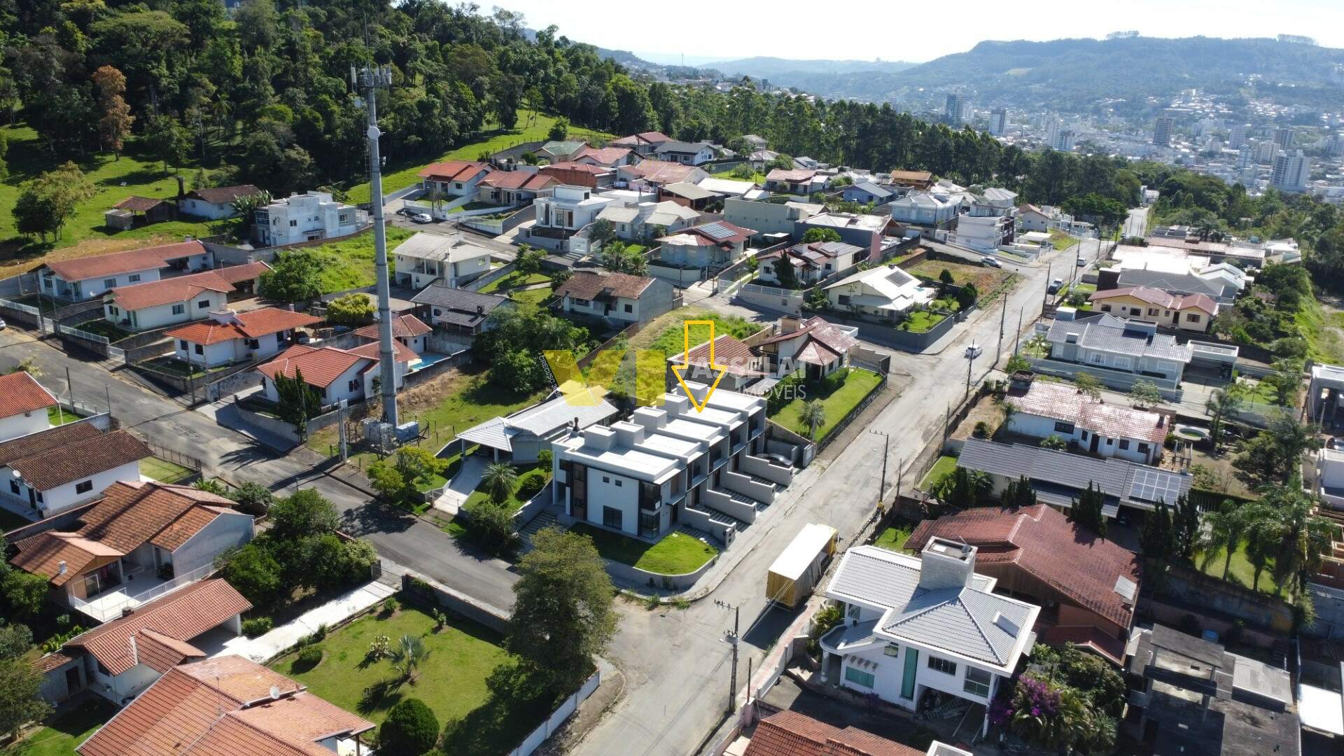 Casa à venda no Taboão: DJI_0769.JPG