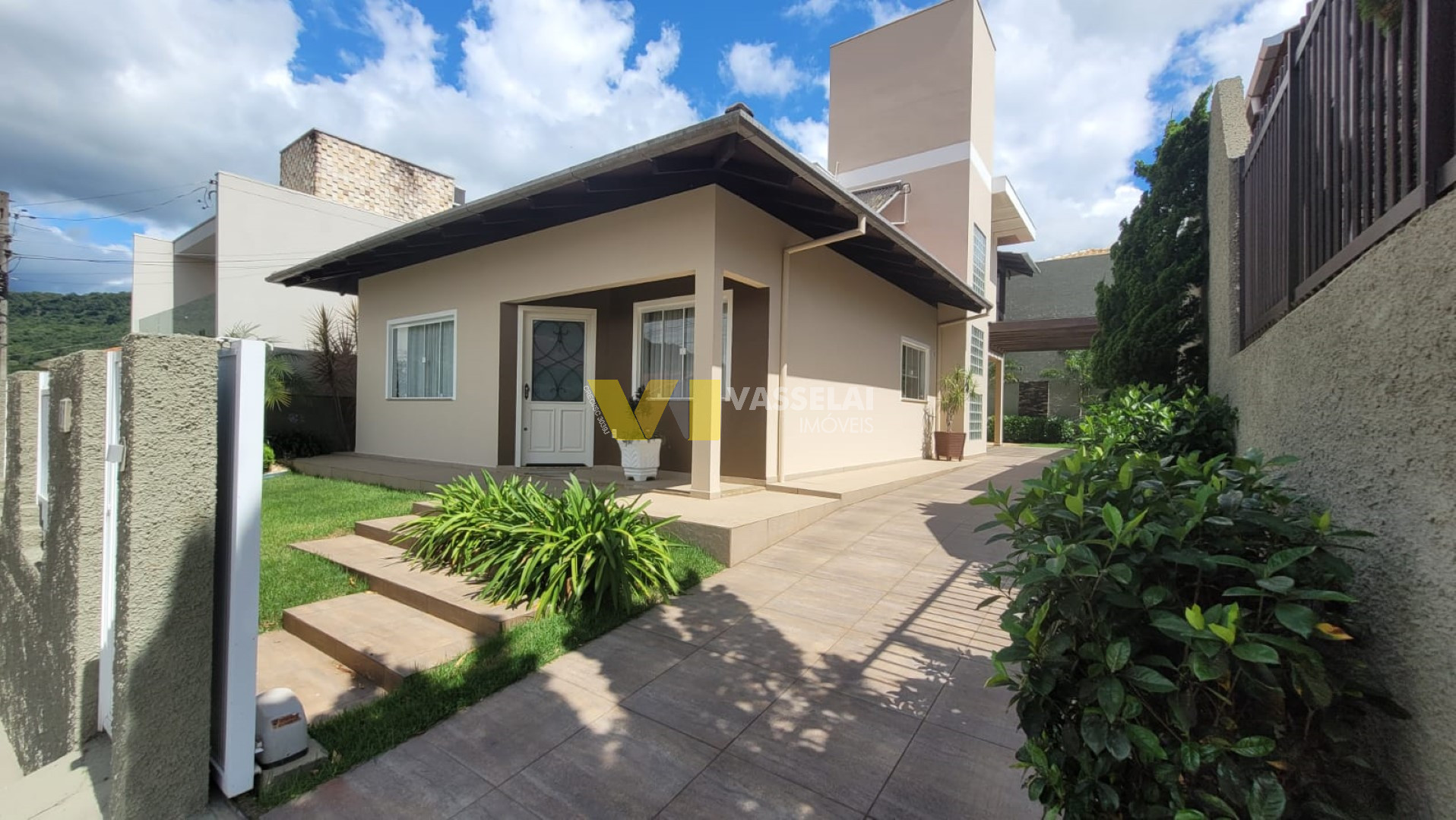 Casa à venda no Taboão: 2.jpeg