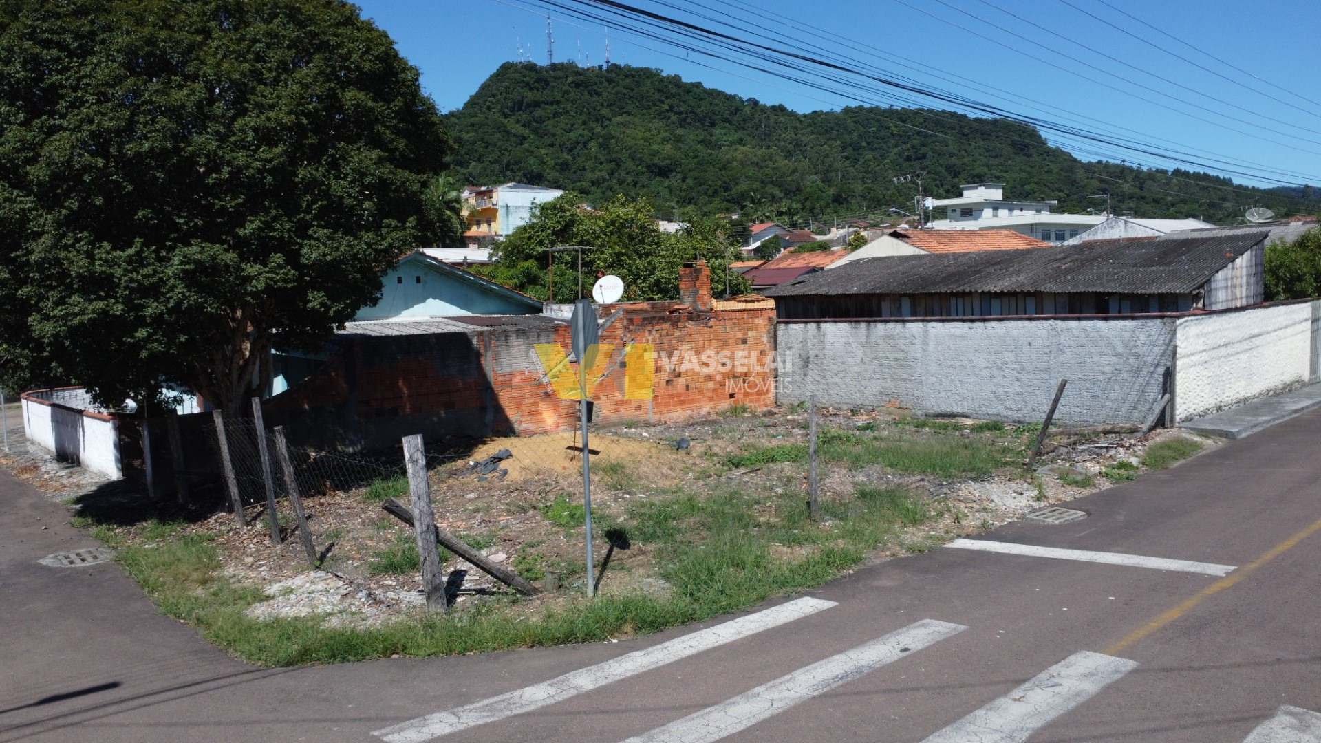 Terreno à venda no Eugênio Schneider: DJI_0020.JPG