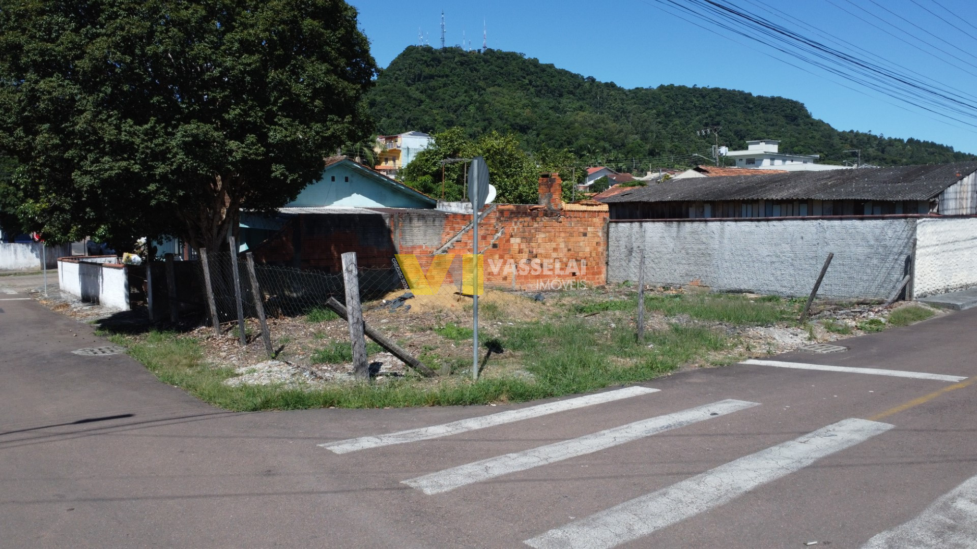 Terreno à venda no Eugênio Schneider: DJI_0021.JPG