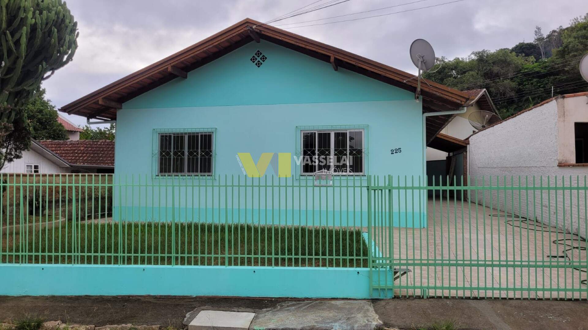 Casa à venda no Canoas: 2.jpeg