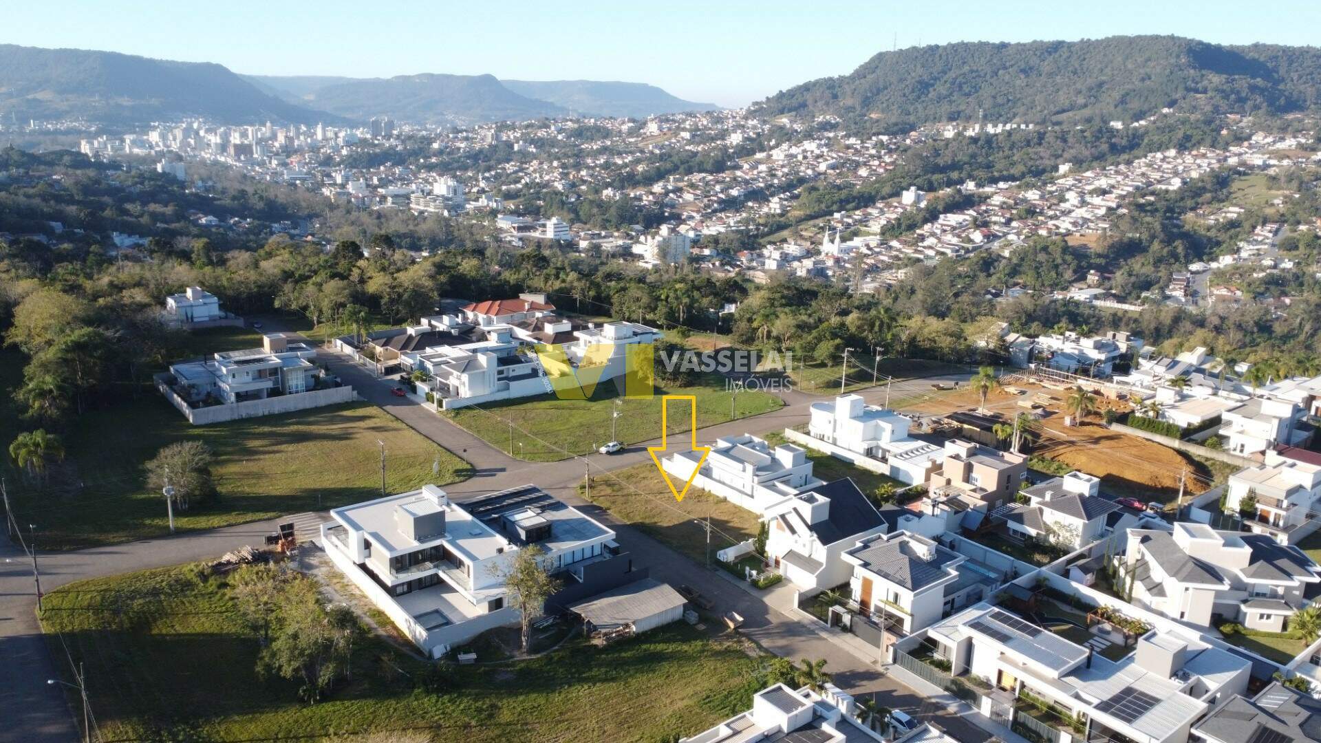Terreno à venda no Sumaré: DJI_0792.JPG
