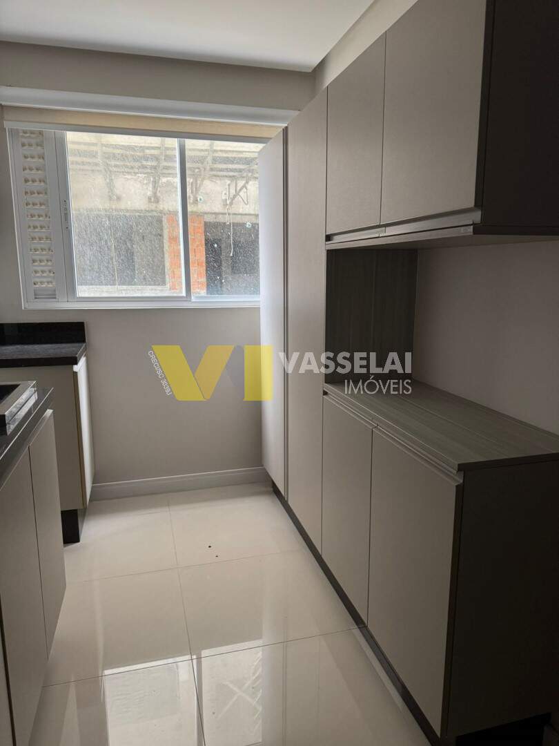 Apartamento à venda no Centro: 3.2.jpeg