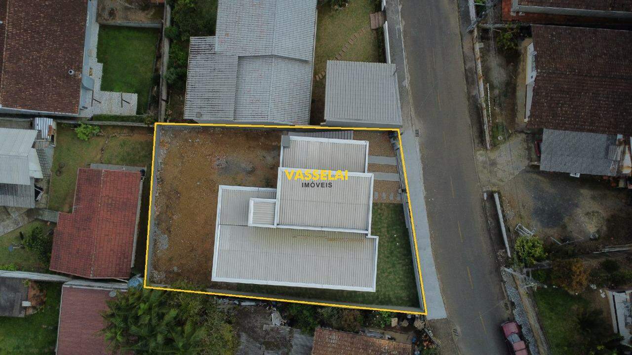 Casa à venda no Eugênio Schneider: 