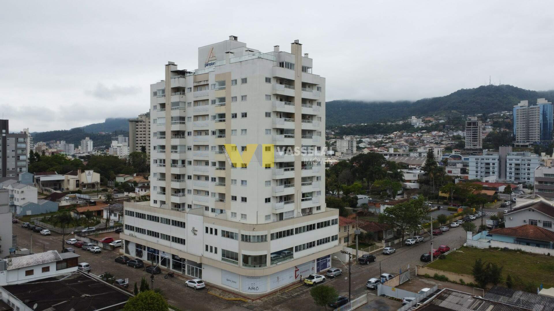 Sala para aluguel no Jardim América: 1.JPG