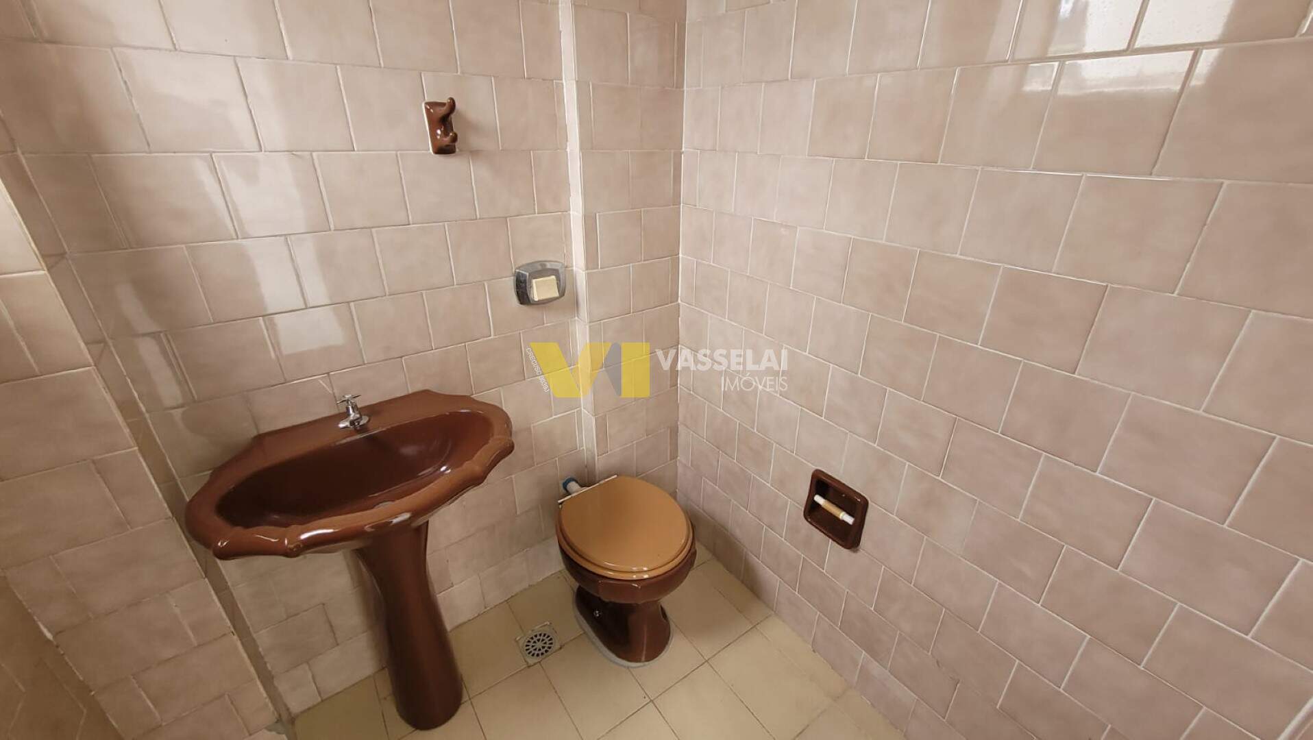 Sala para aluguel no Centro: WhatsApp Image 2024-01-17 at 10.46.45 (1).jpeg