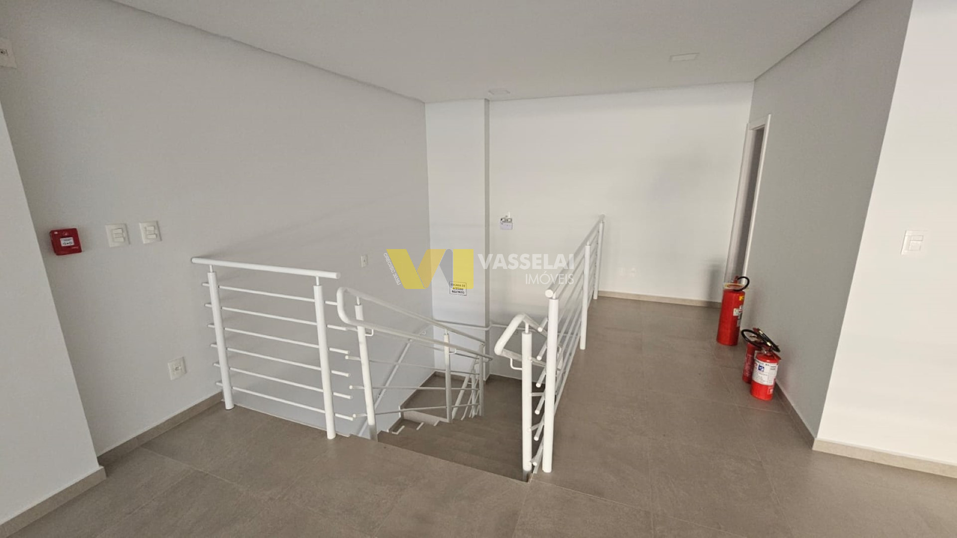 Sala para aluguel no Jardim América: WhatsApp Image 2025-08-22 at 09.34.16.jpeg