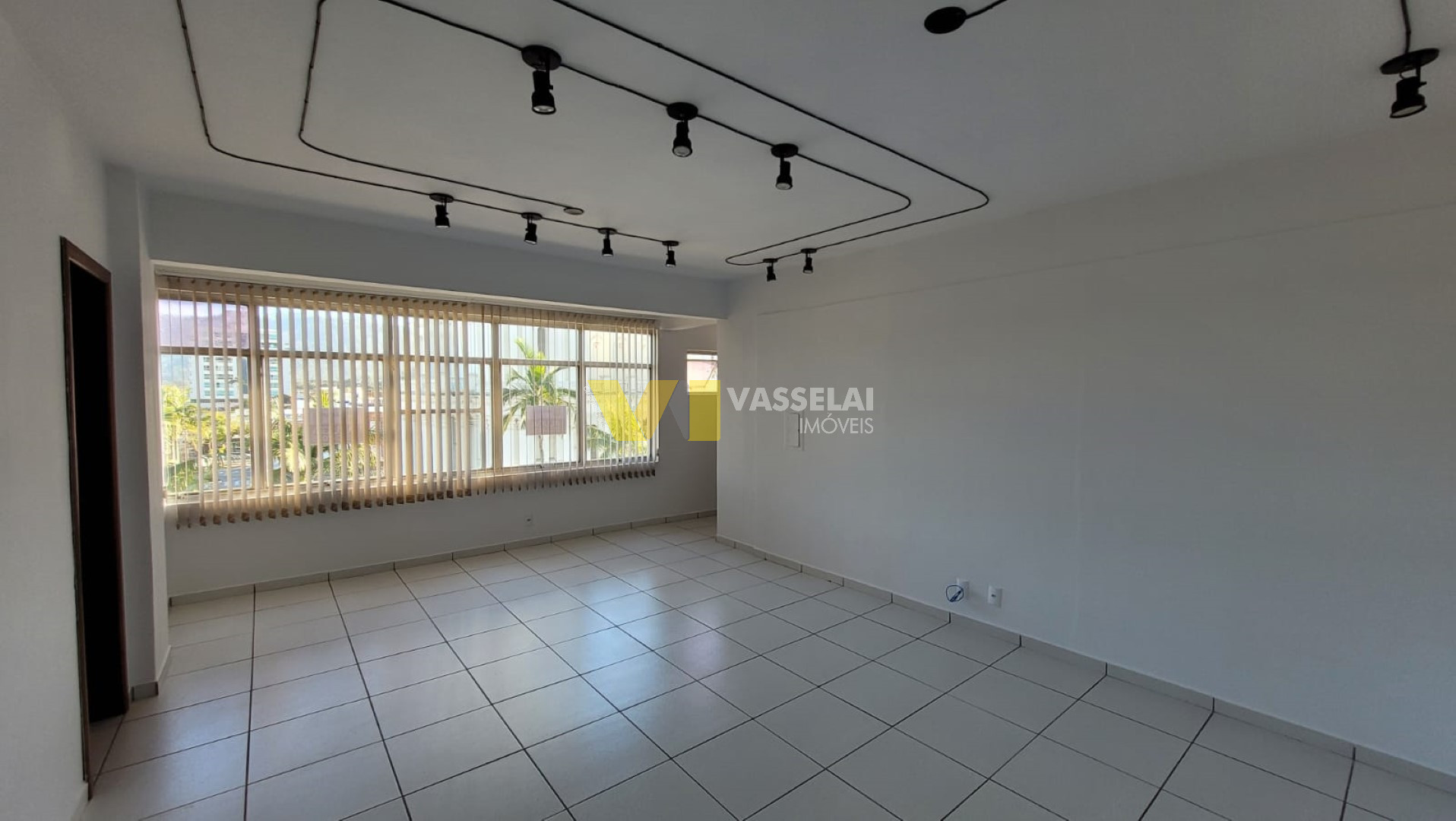 Sala para aluguel no Centro: WhatsApp Image 2025-07-30 at 09.18.24 (1).jpeg