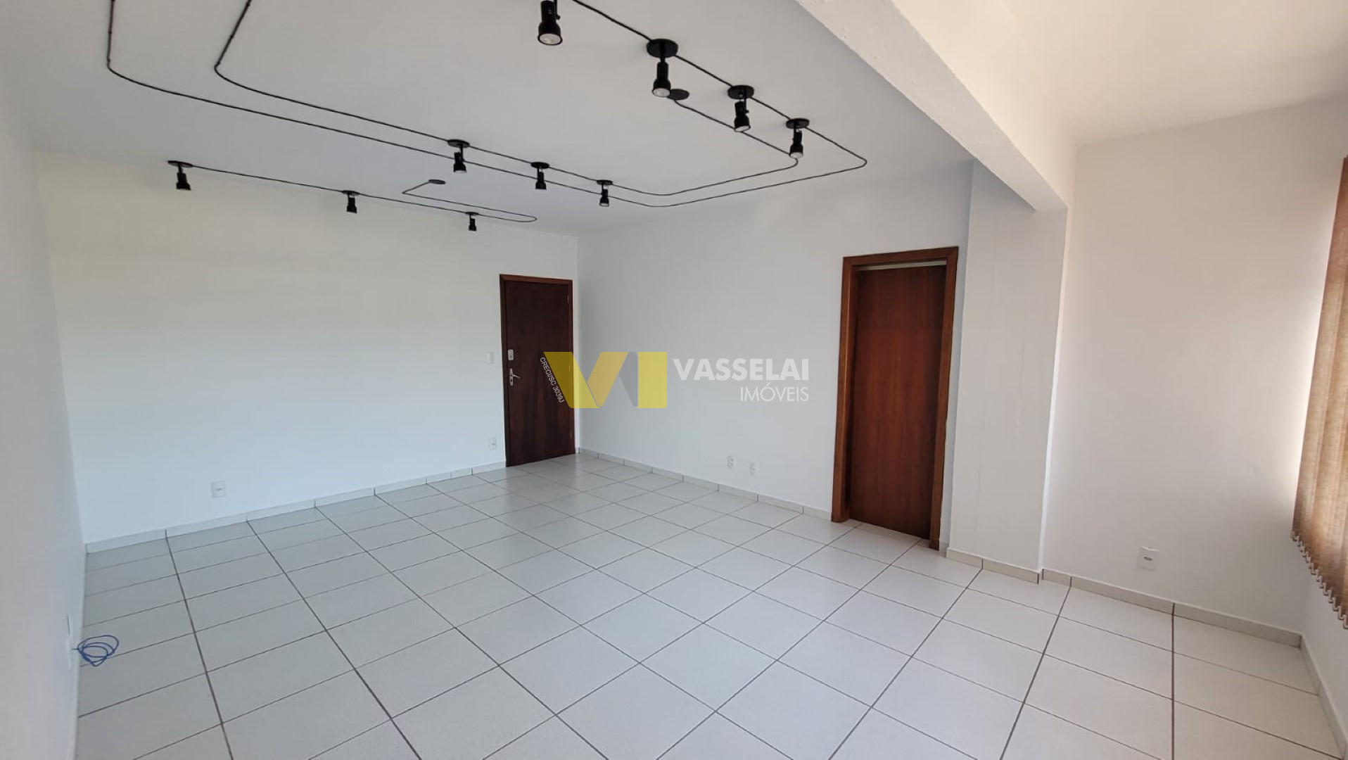 Sala para aluguel no Centro: WhatsApp Image 2025-07-30 at 09.18.23.jpeg