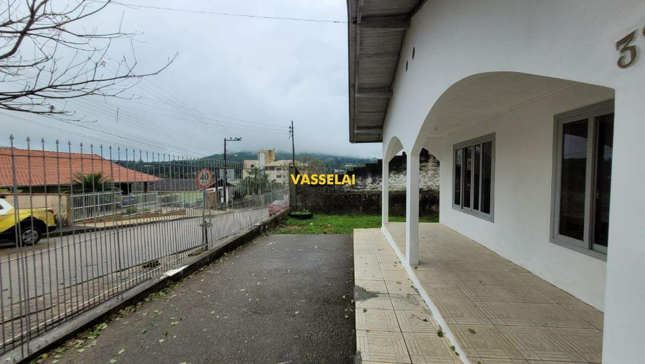 Casa para aluguel no Bremer: 