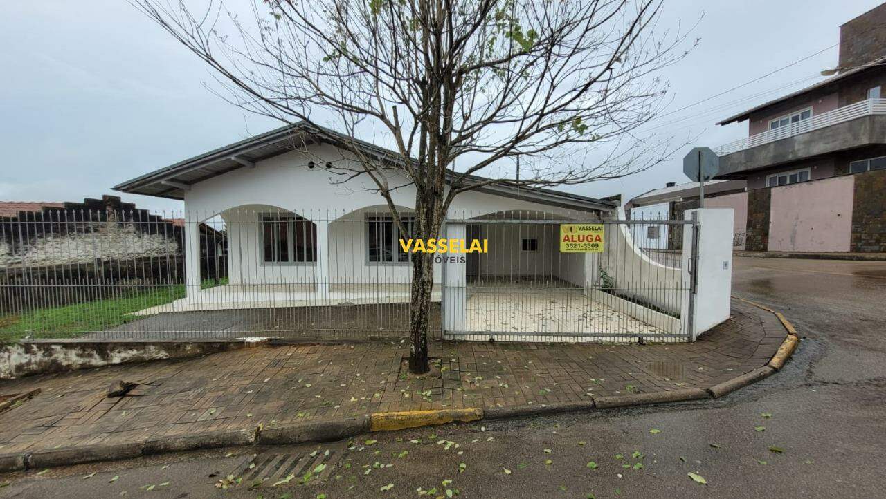 Casa para aluguel no Bremer: 