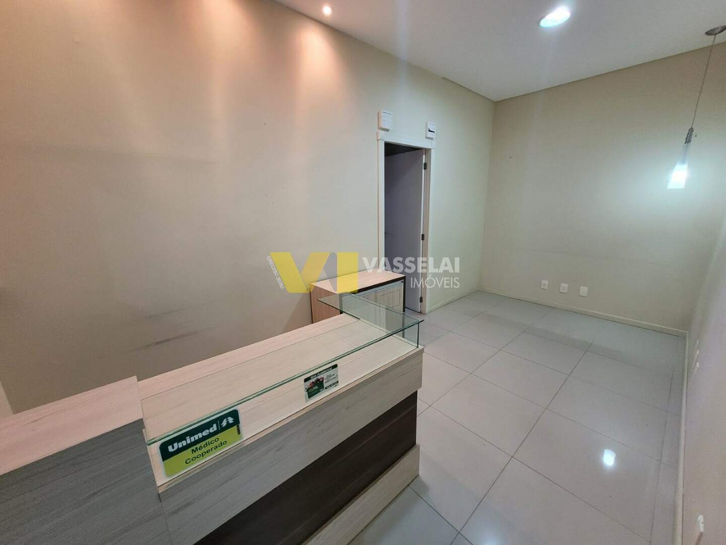 Sala para aluguel no Eugênio Schneider: 15.jpeg
