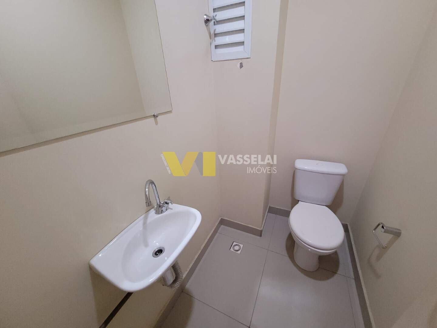 Sala para aluguel no Eugênio Schneider: 17.jpeg