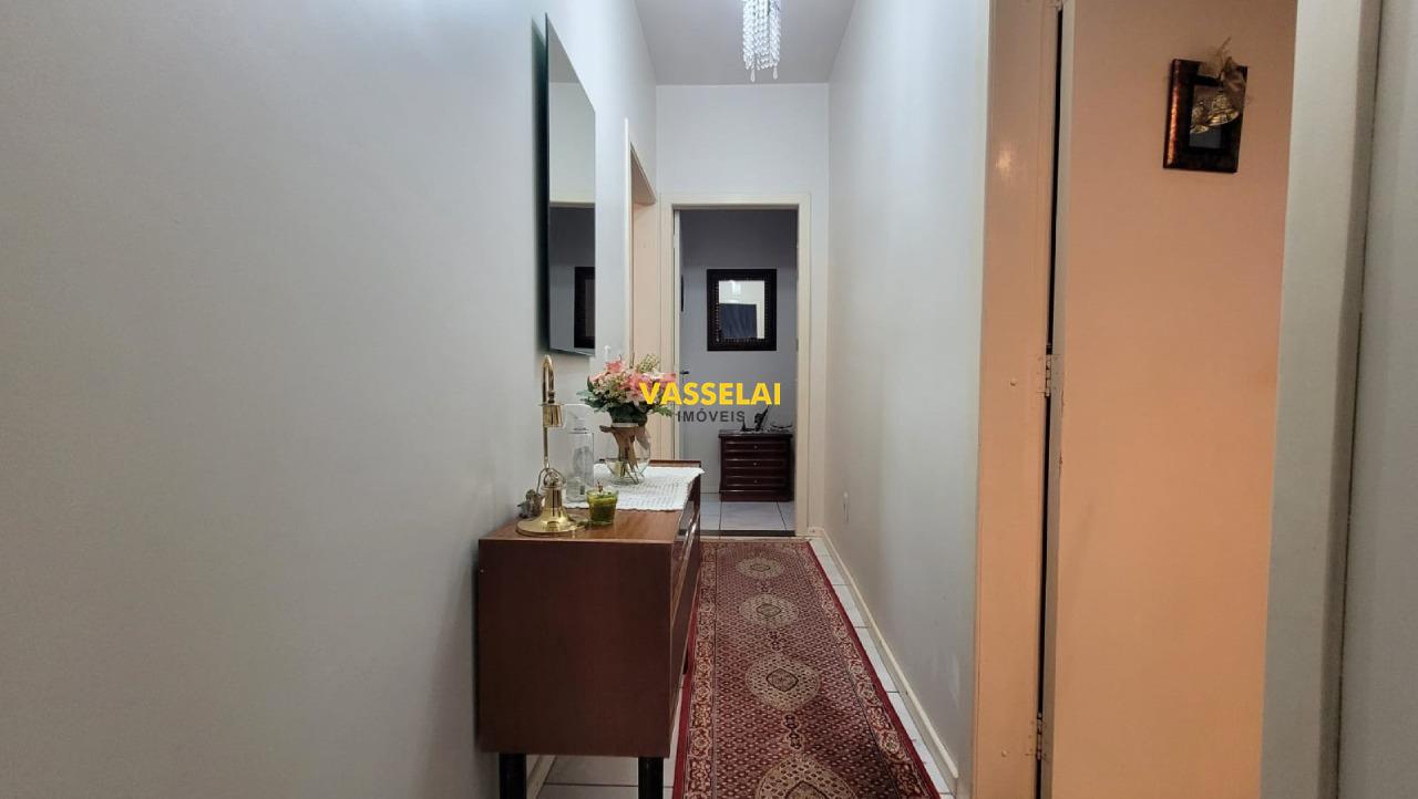 Casa à venda no Eugênio Schneider: 