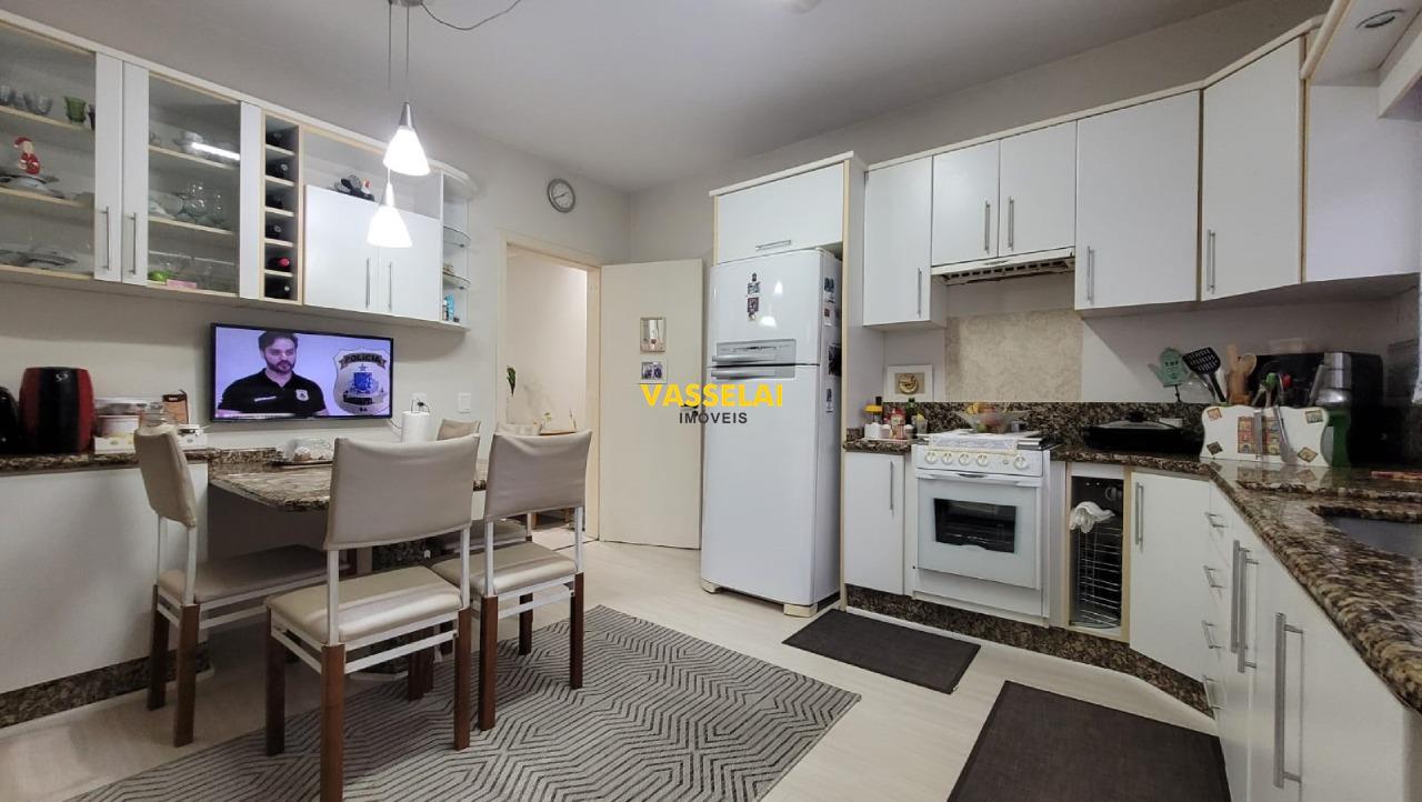 Casa à venda no Eugênio Schneider: 