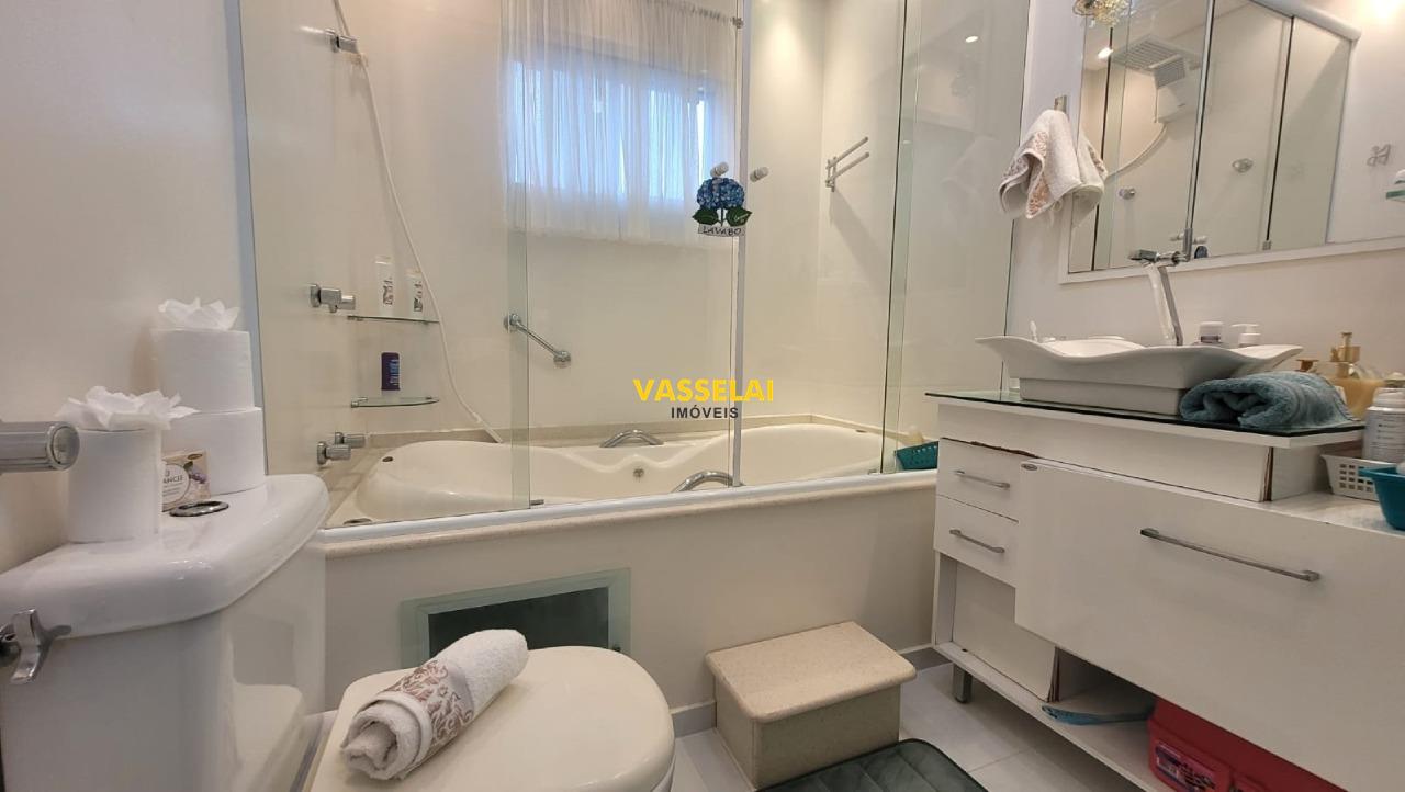 Casa à venda no Eugênio Schneider: 