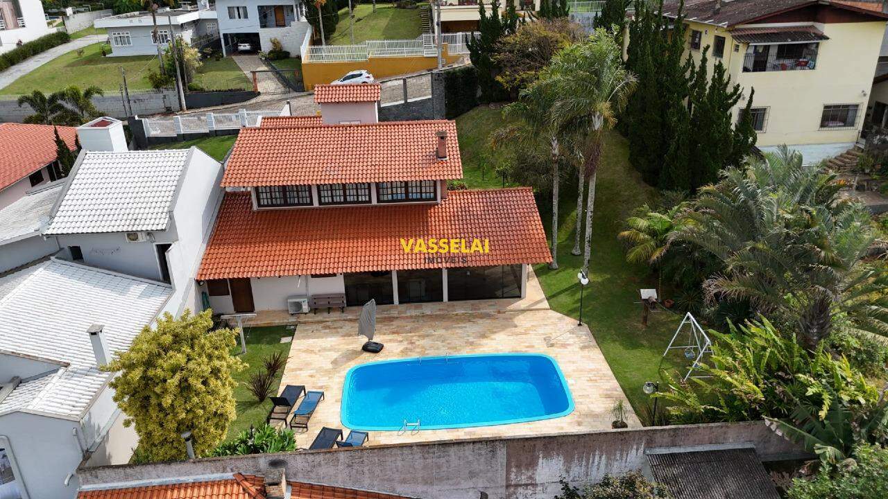 Casa à venda no Sumaré: 