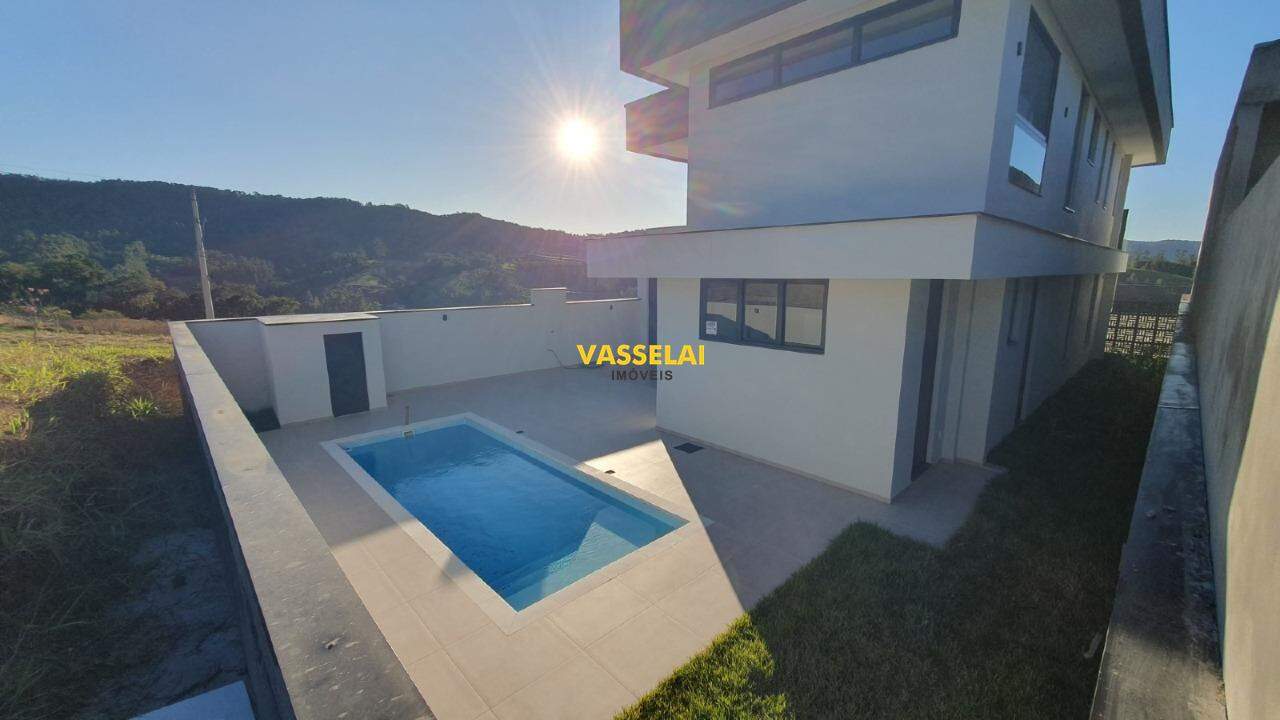 Casa à venda no Albertina: 