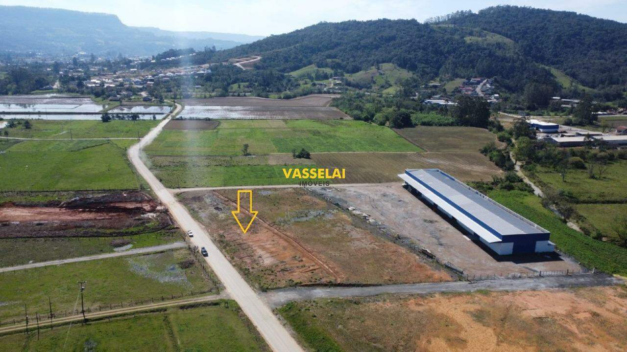Terreno à venda no Francisco Rauh: 
