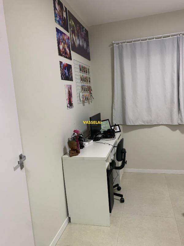 Apartamento à venda no Fundo Canoas: 