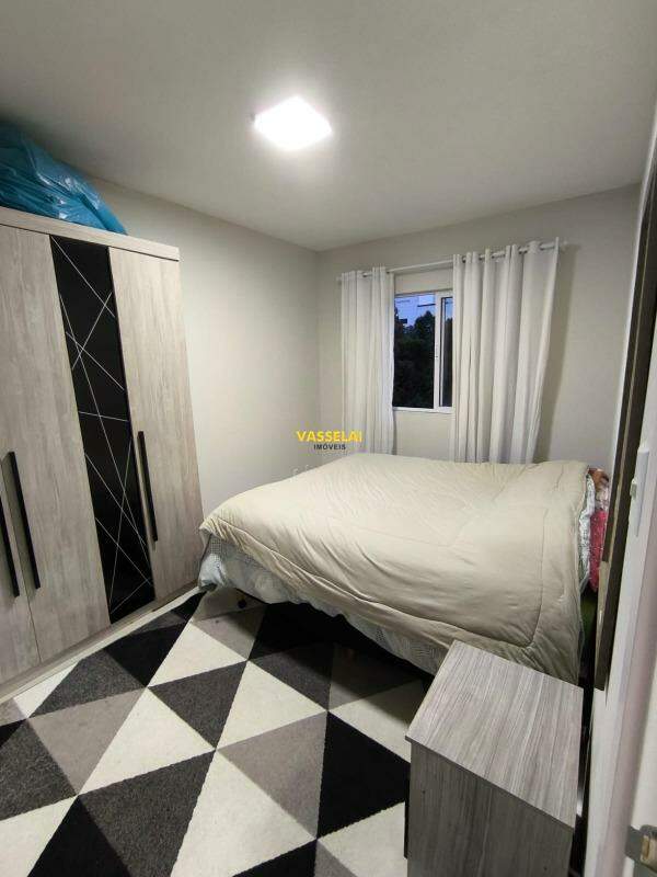 Apartamento à venda no Fundo Canoas: 