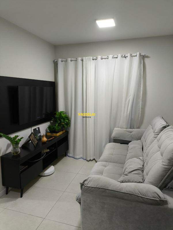 Apartamento à venda no Fundo Canoas: 