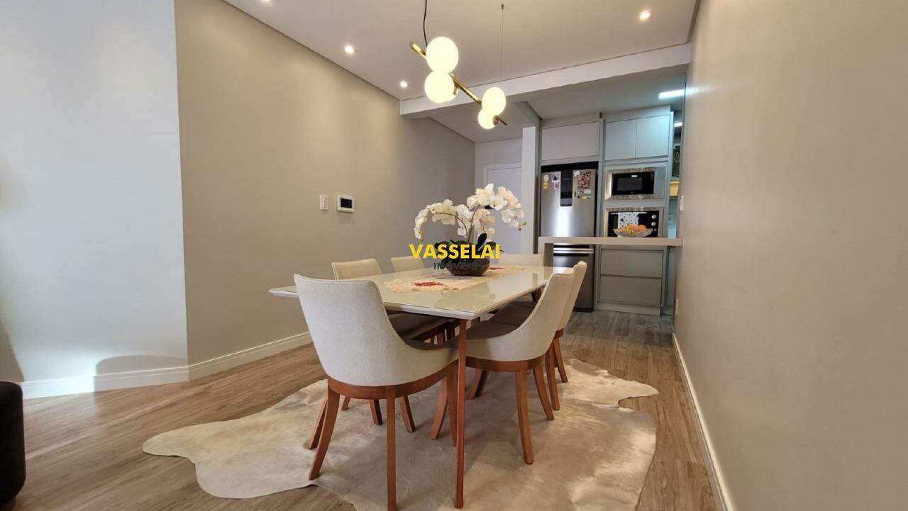 Apartamento à venda no Jardim América: 