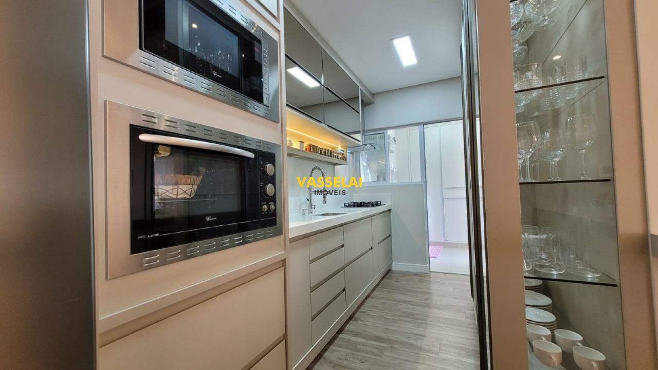 Apartamento à venda no Jardim América: 