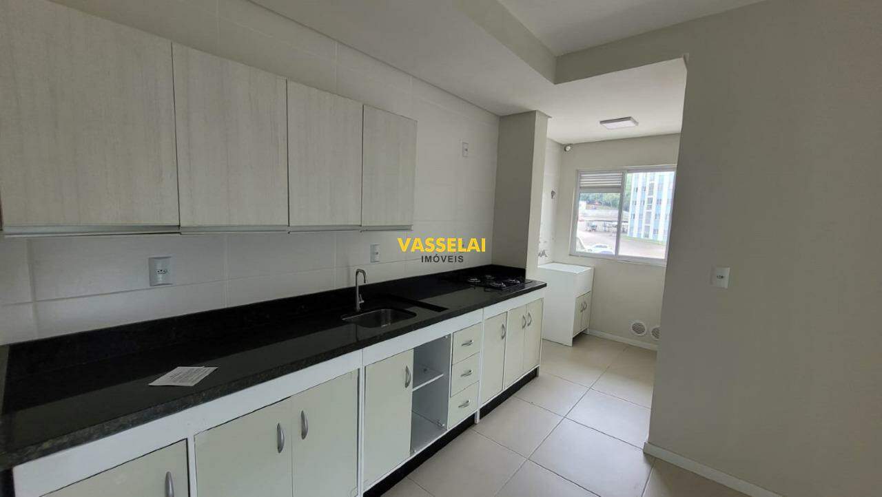 Apartamento para aluguel no Fundo Canoas: 