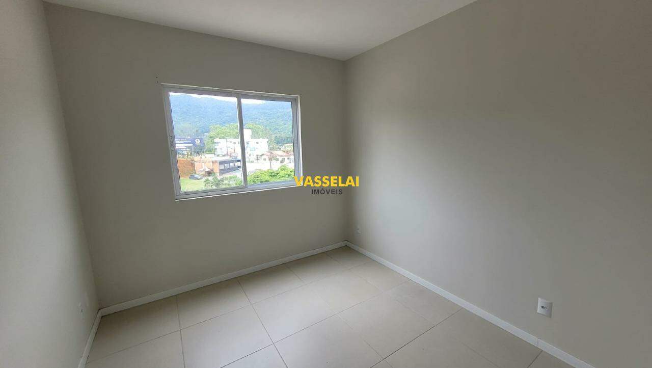 Apartamento para aluguel no Fundo Canoas: 