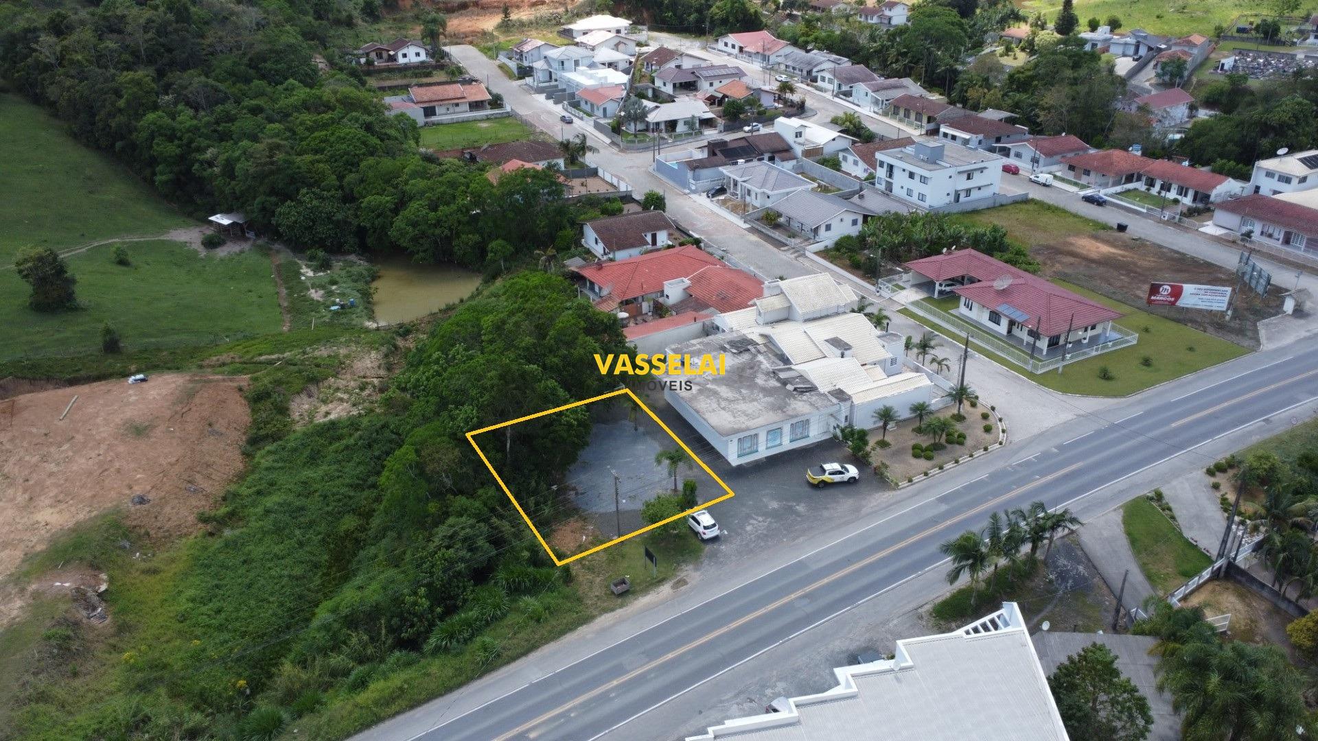 Terreno à venda no Centro: 