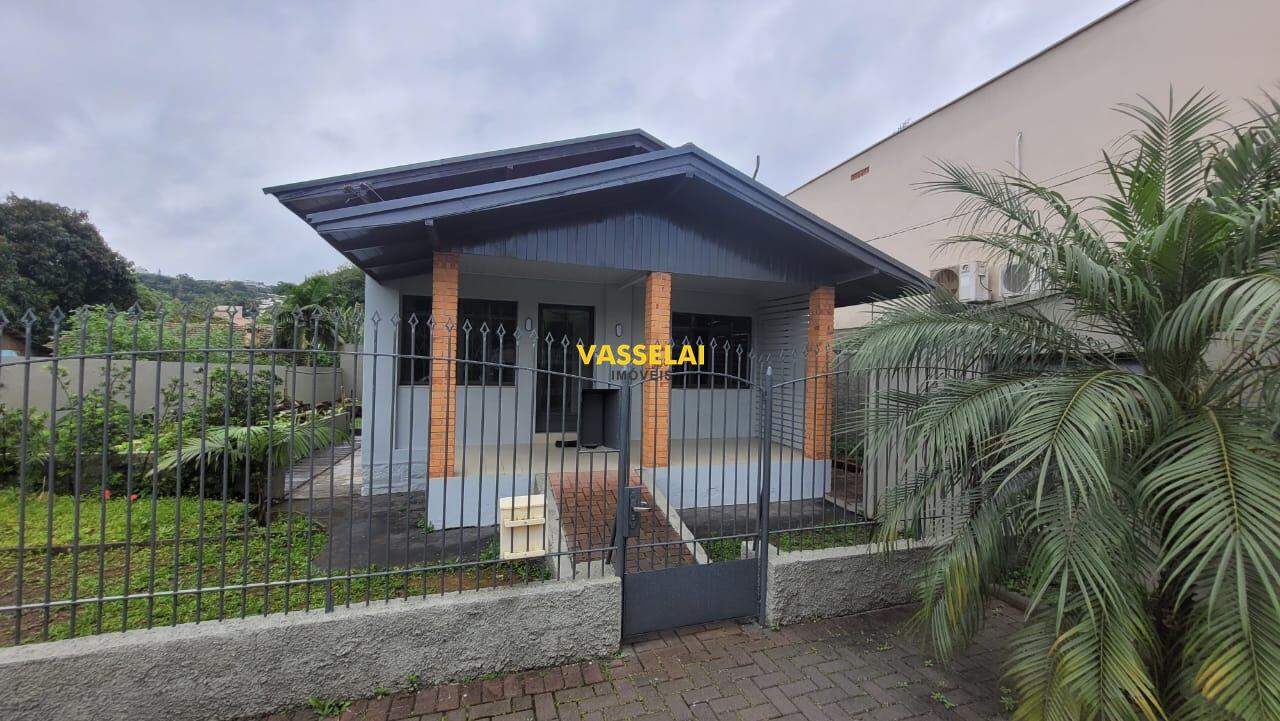 Casa para aluguel no Laranjeiras: