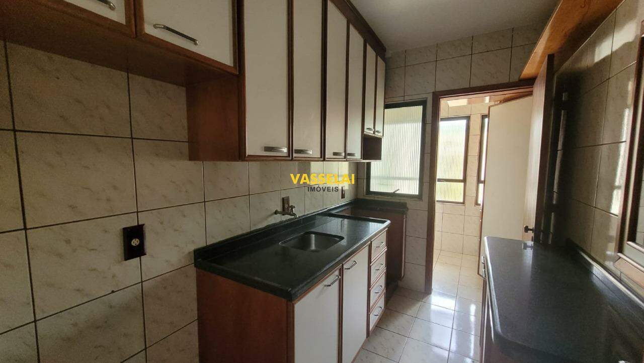 Apartamento para aluguel no Centro: 