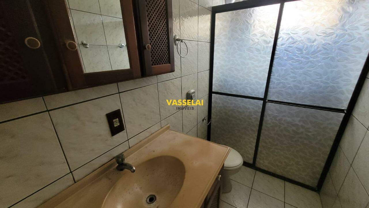 Apartamento para aluguel no Centro: 