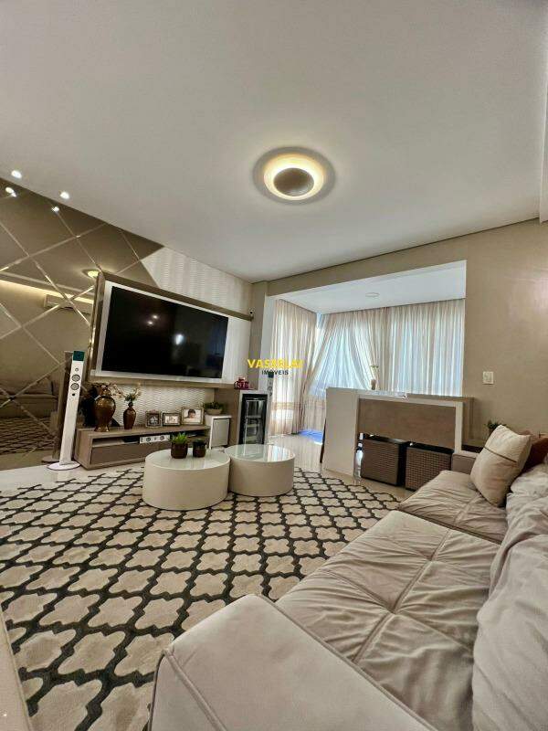 Apartamento à venda no Jardim América: