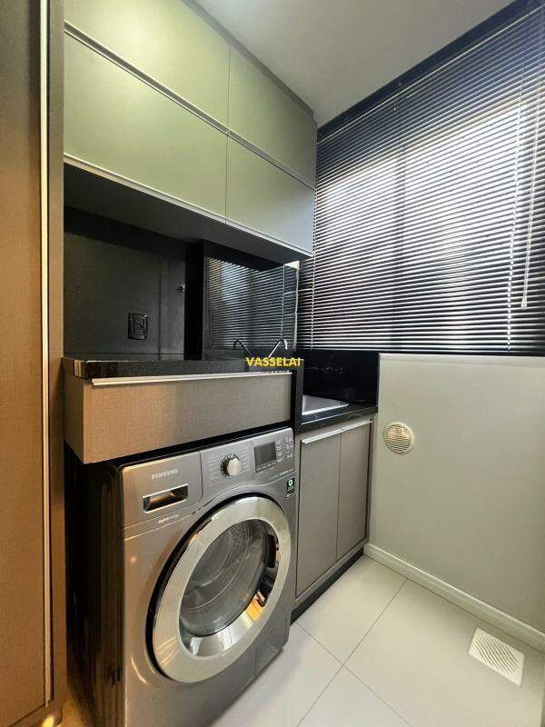 Apartamento à venda no Jardim América: