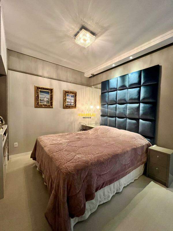 Apartamento à venda no Jardim América: