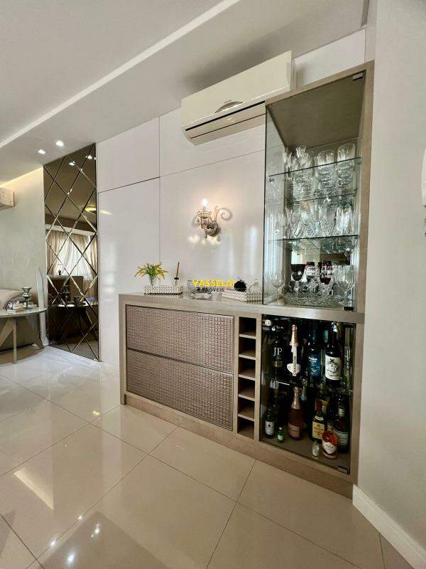 Apartamento à venda no Jardim América: